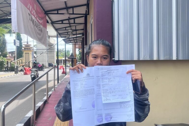 Geram dengan Kelakuan Suami, Ibu Rumah Tangga di Palembang Lapor Polisi Usai HP dan Uang Dicuri Saat Tidur