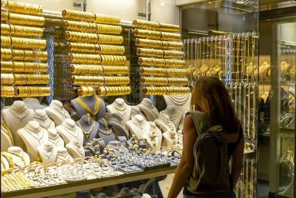 Harga Emas Perhiasan Palembang Anjlok Jelang Akhir Pekan, Paling Murah Rp14,9 Juta per Suku