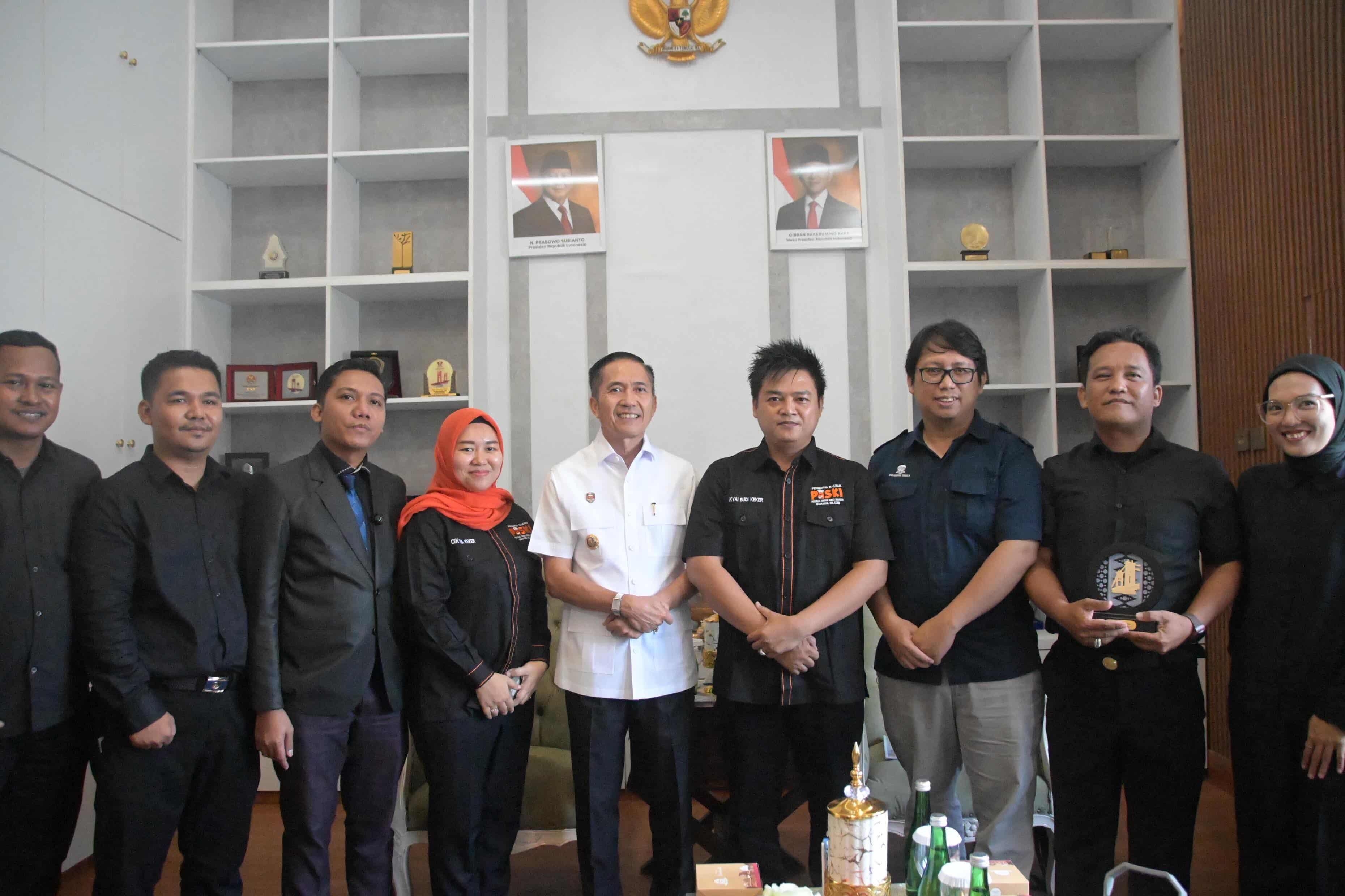 Ratu Dewa Dorong Komedian Palembang Melek Hukum di Era Media Sosial
