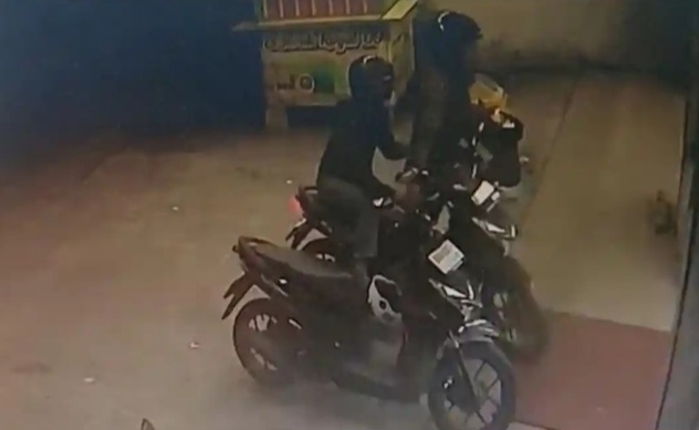 Cuma 5 Menit Tinggal Beli Rokok, Motor Pemuda di Palembang Raib Digondol Maling
