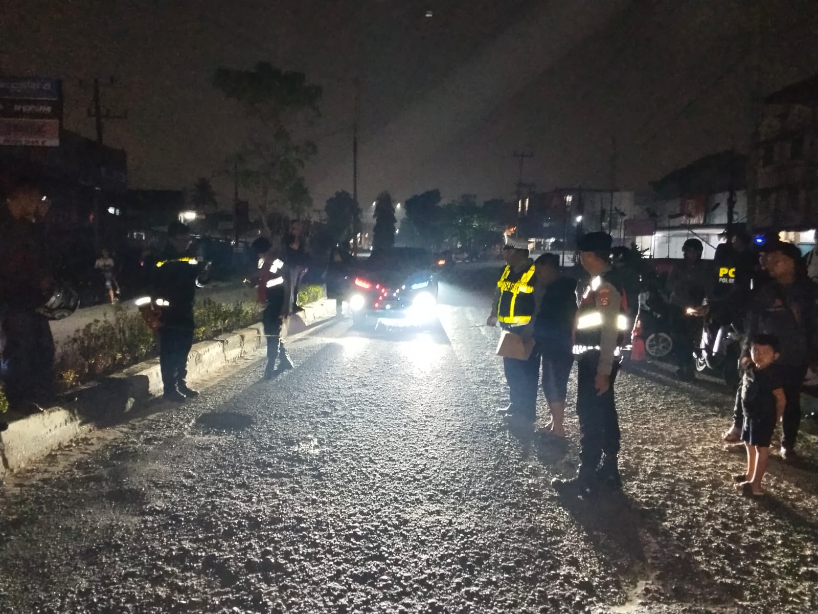 Hindari Jalan Rusak, Pegawai Supermarket Tewas Terlindas Truk di Palembang, Sopir Kabur