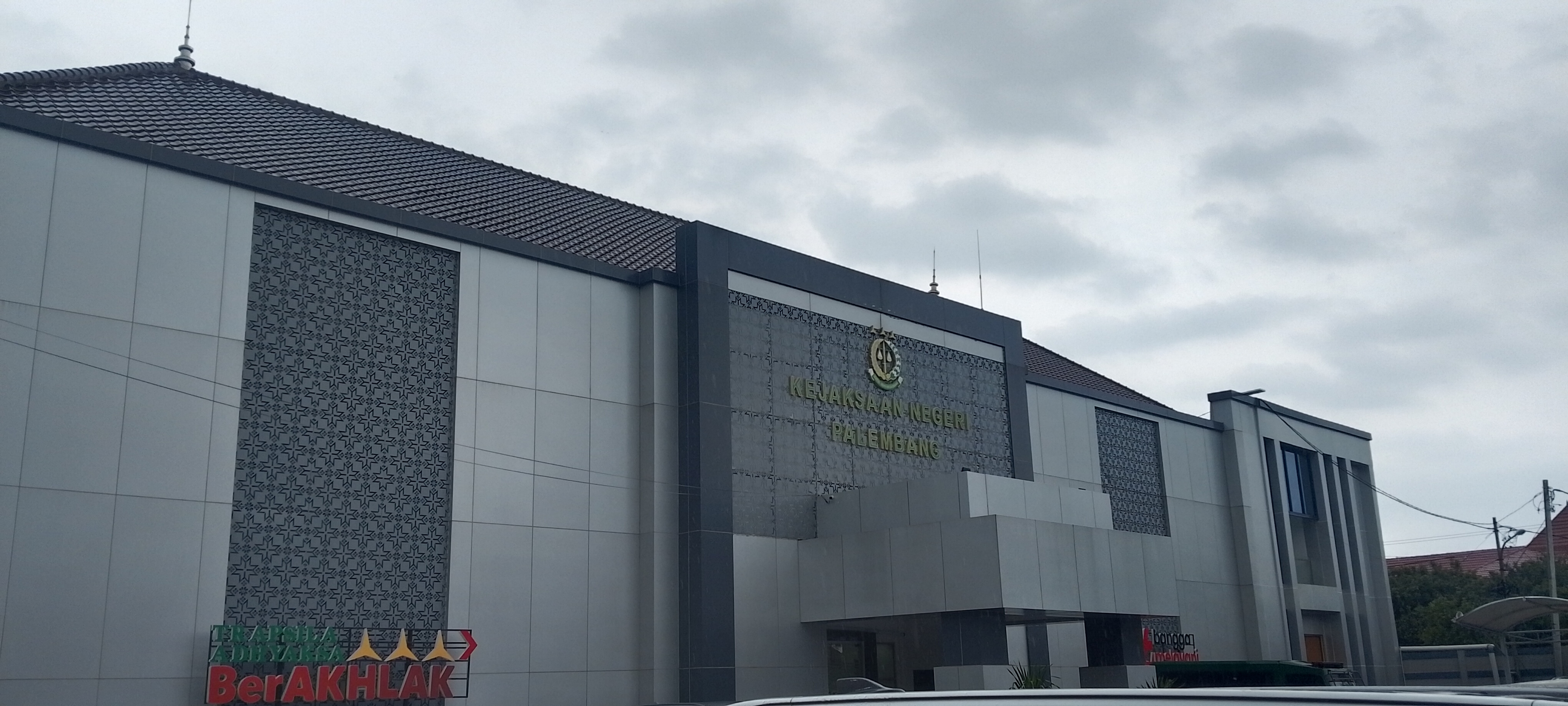 Kejari Palembang Periksa 3 Anggota DPRD Terkait Dugaan Korupsi Proyek Lampu Jalan