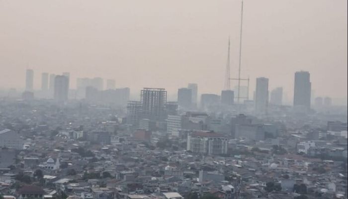 Kualitas Udara Palembang Masuk Kategori Berbahaya, Masyarakat Diimbau Batasi Aktivitas di Luar Ruangan
