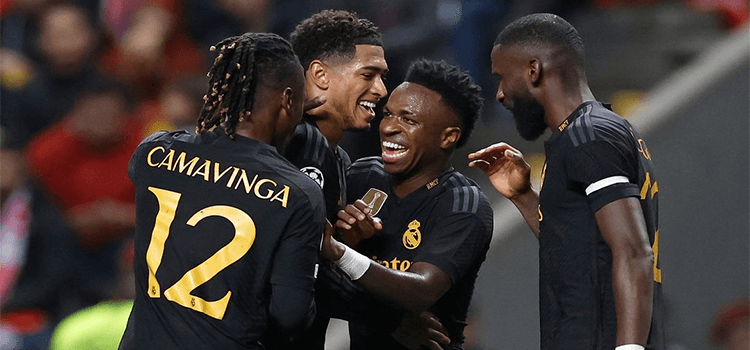 Hasil Liga Champions: Madrid-Bayern Amankan Puncak, Mancester United Digendong Maguire