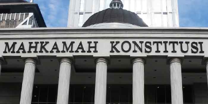 Denny Indrayana Sarankan Anwar Usman Mundur 