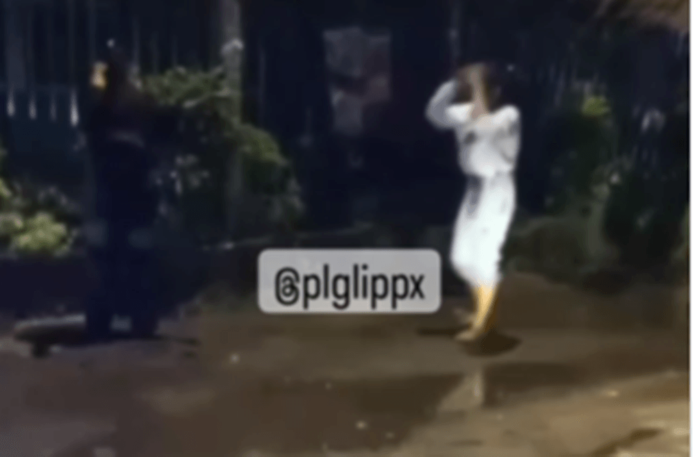 Viral! Remaja Perempuan di Palembang Duel 1 Lawan 1, Hingga Ganggu Pengguna Jalan