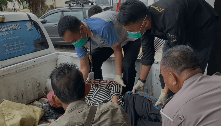 Seorang Wanita Tewas Terseret Truk Saat Melintas di Jalan HM Noerdin Pandji