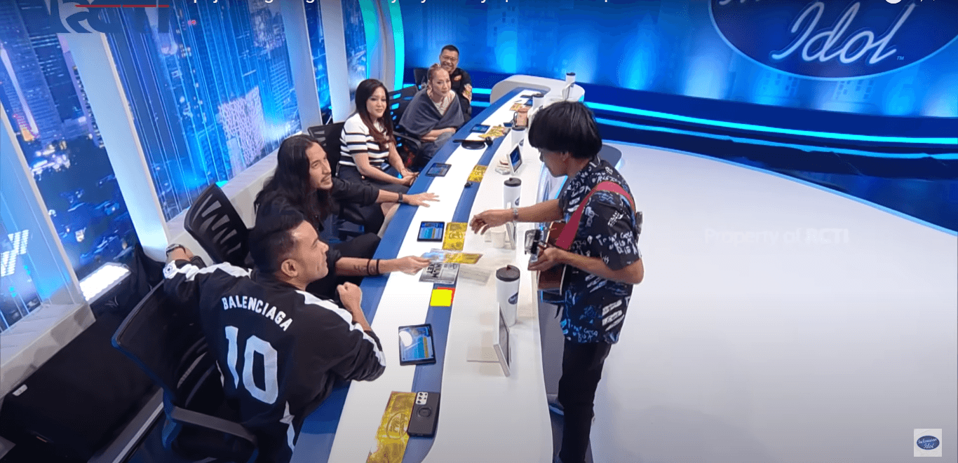 Dapat 5 Yes dari Juri, Junaidi Pengamen Asal Prabumulih Raih Golden Ticket di Audisi Indonesia Idol 2025