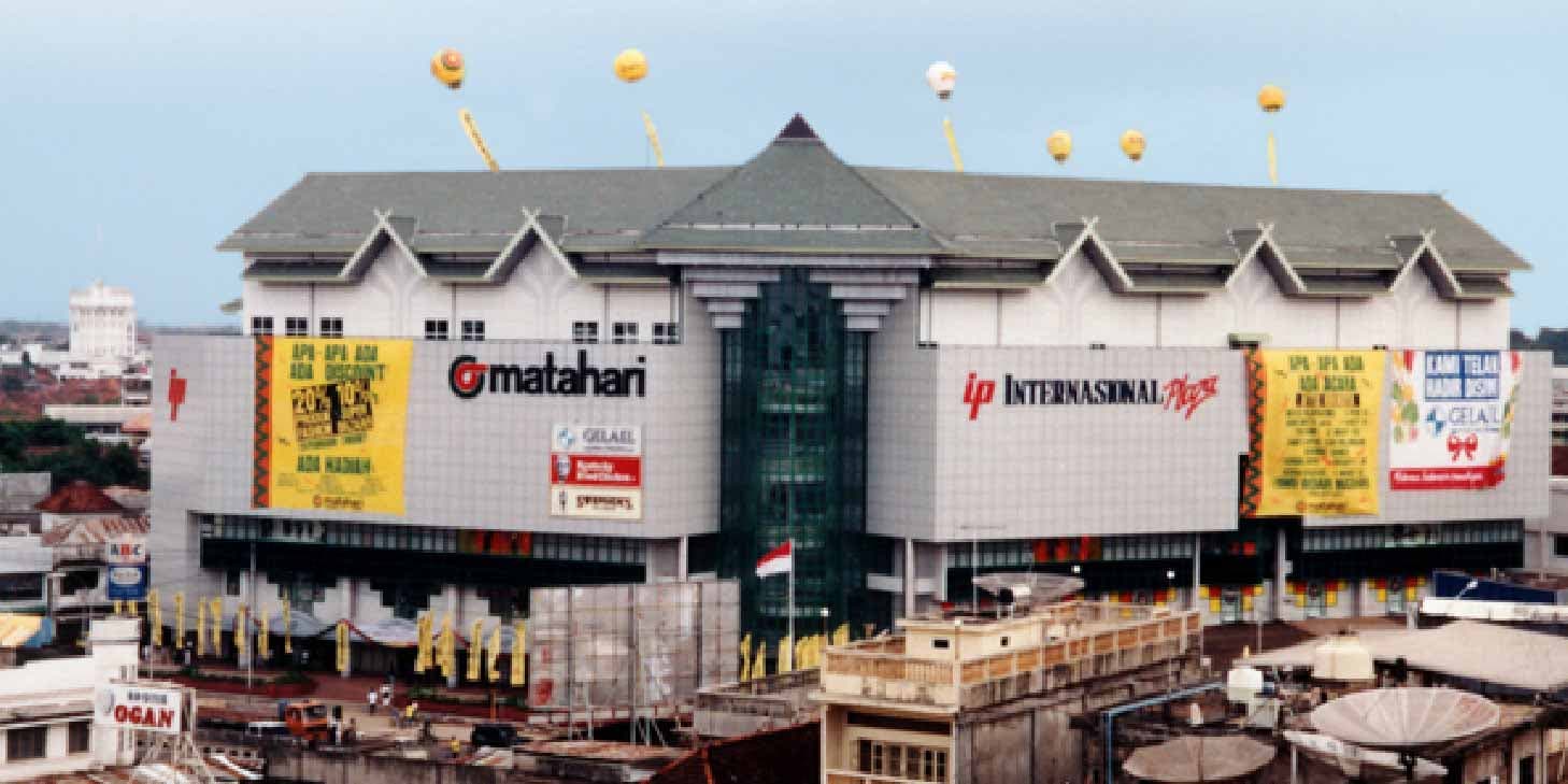 Siapa dulu yang Sering Nongkrong Disini? Internasional Plaza, Mall Tertua di Palembang yang Masih Eksis 