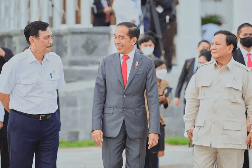 Bukan Sebagai Menteri, Prabowo Lantik Luhut Binsar Pandjaitan Sebagai Ketua Dewan Ekonomi Nasional