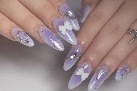 8 Inspirasi Nail Art Warna Ungu untuk Lebaran, Bikin Tampilan Kuku Makin Elegan