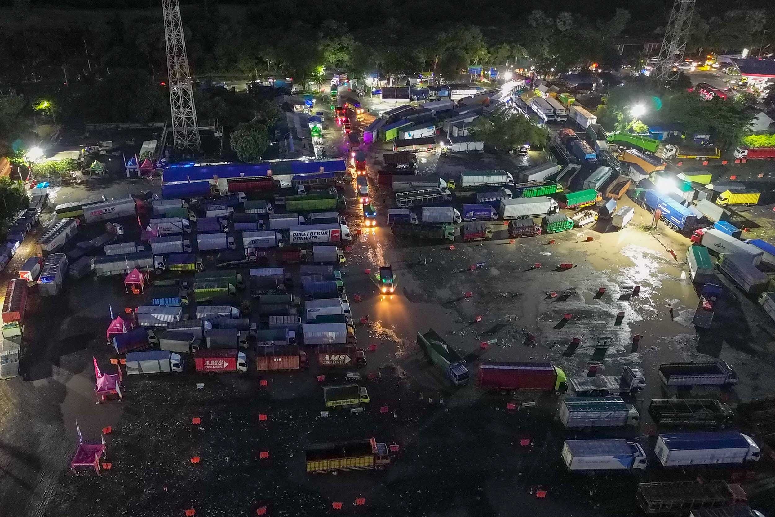 Arus Balik Lebaran 2026 via Jalur Laut Memuncak, Pelabuhan Tanjung Api-Api Padat Penumpang