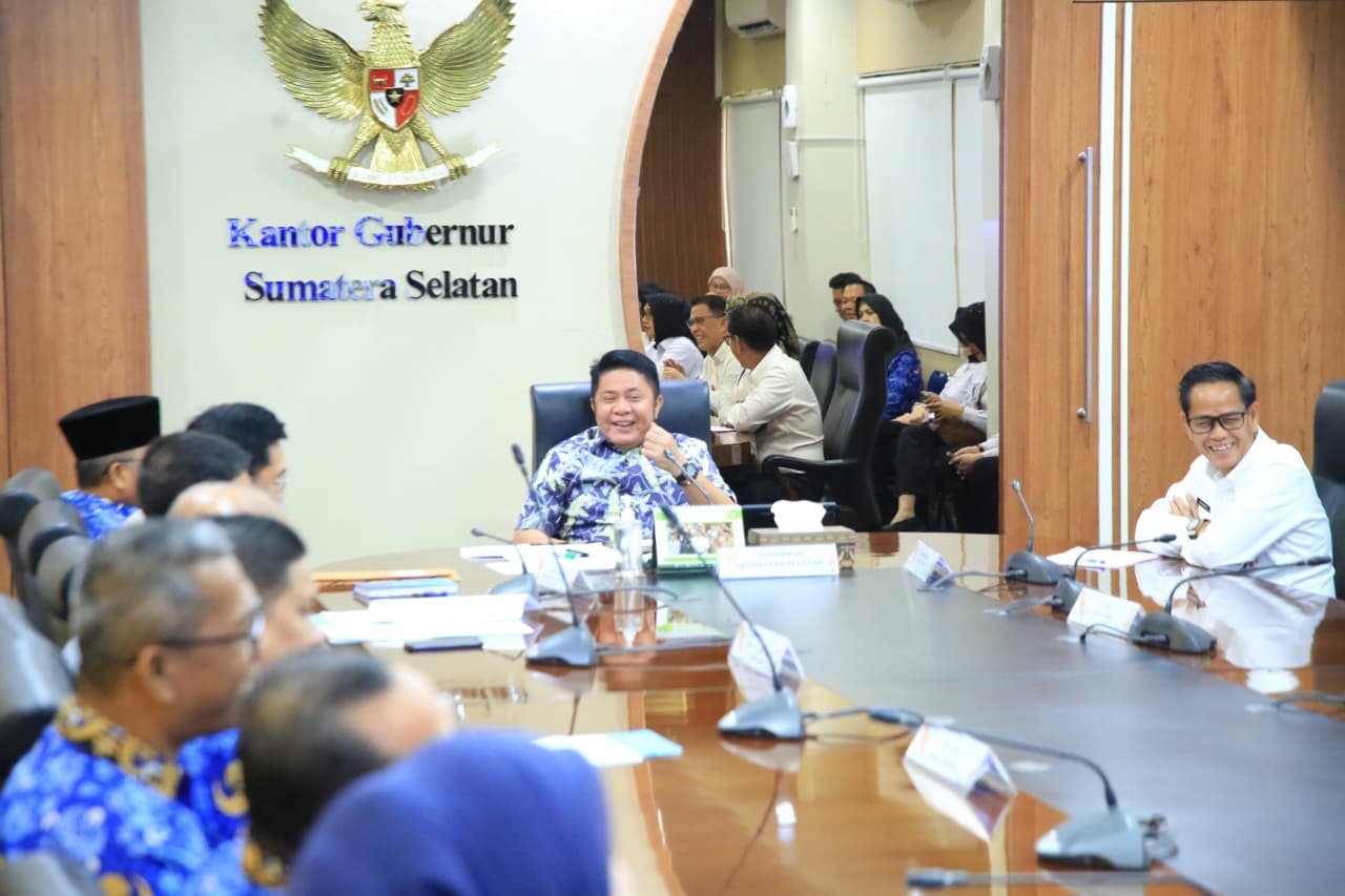 Sertifikat HPL Tanjung Carat Diserahkan, Gubernur Sumsel Dorong Percepatan Pelabuhan Strategis