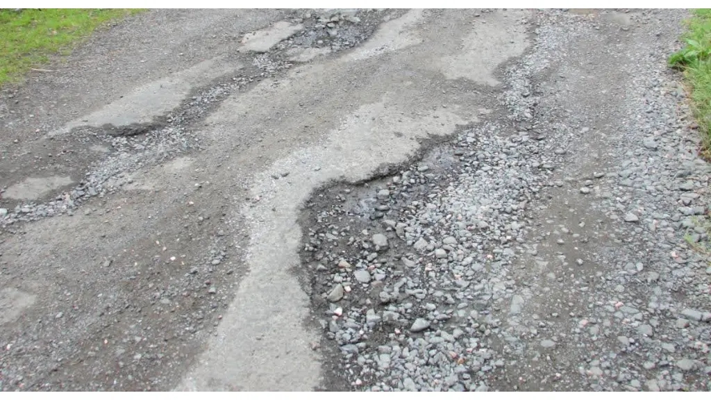 Hujan Ekstrem Picu Puluhan Lubang di Jalan Nasional Sumsel, Perbaikan Dikebut Jelang Arus Balik Lebaran 2026