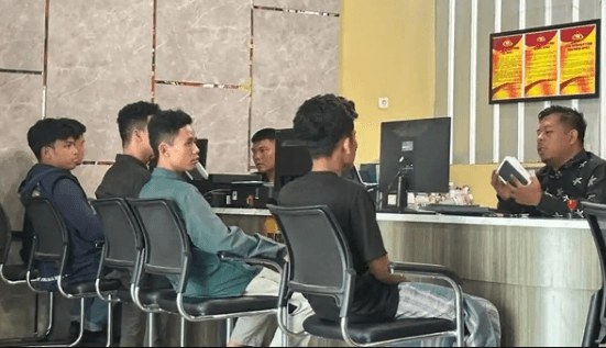 Pencuri Beraksi Saat Subuh di Kosan Palembang, 4 Ponsel Raib Saat Penghuni Terlelap