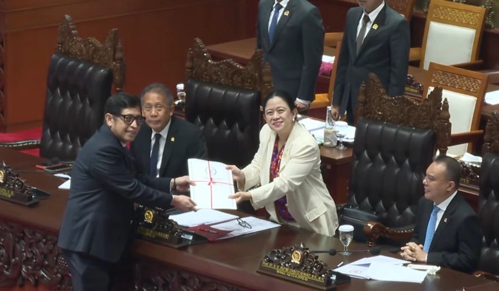 DPR Sahkan UU Perlindungan PRT, Atur Hak hingga Larangan Pemotongan Upah