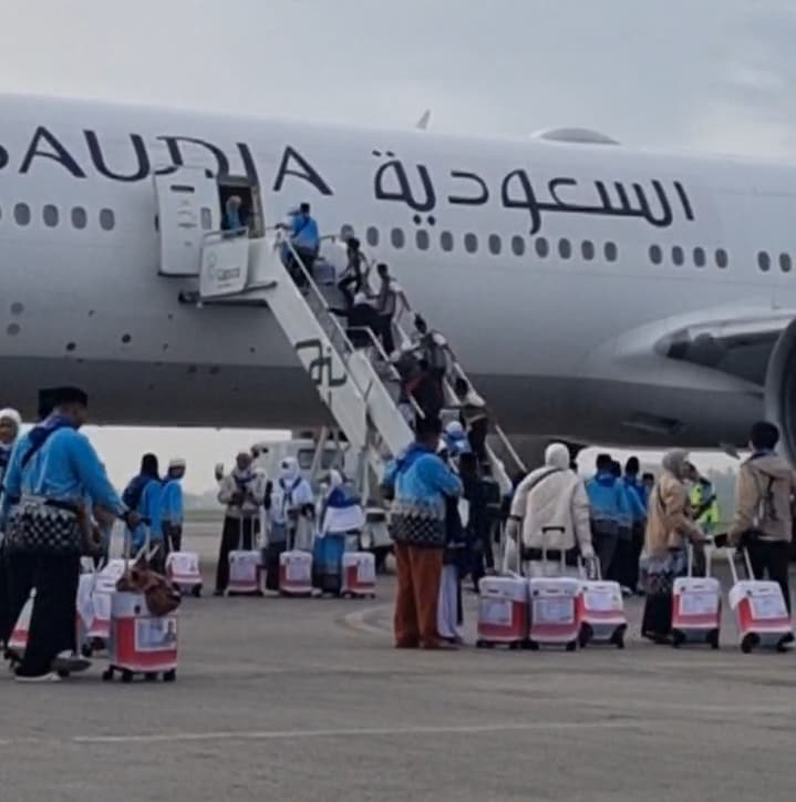 Gunakan Boeing 777, Kloter Perdana Haji Palembang Berangkat dengan 443 Jemaah