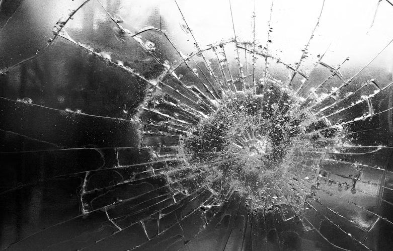 Polisi Kejar Pelaku Pecah Kaca, CCTV Jadi Kunci Pengungkapan