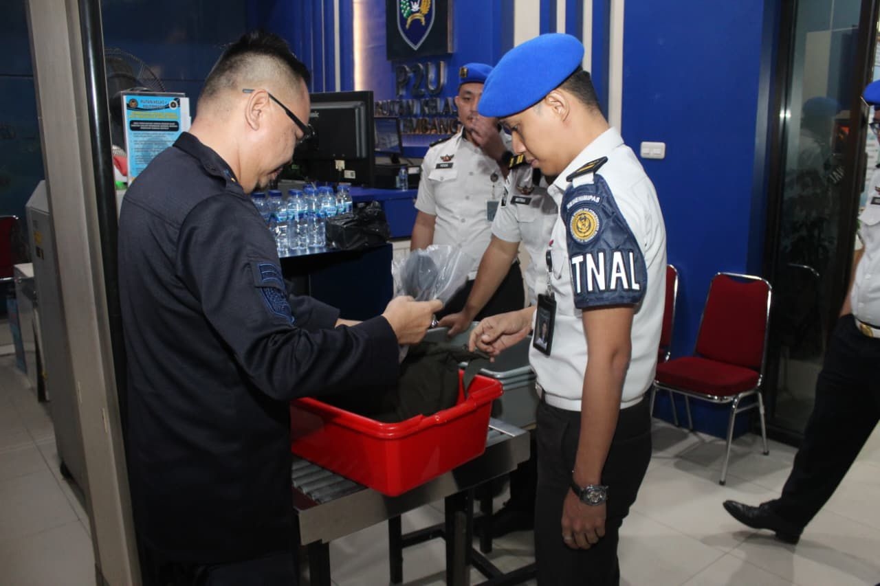 Cegah Narkoba dan HP Masuk Rutan, Pegawai Rutan Kelas I Palembang Ikut Diperiksa Mendadak