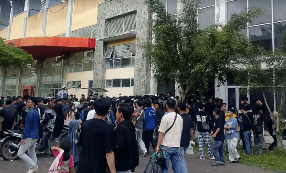 Konser Slank di Palembang Dijaga Ketat, Penonton Dibatasi 8.000 Orang