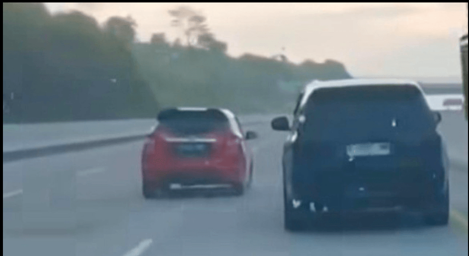 Video Kejar-kejaran Polisi dan Pelaku Pembunuhan di Bogor Viral, Berakhir Mobil Terbalik di Garut