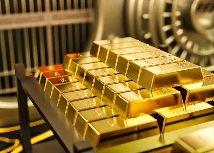 Harga Emas Pegadaian Hari Ini Turun, Antam Tembus Rp2,8 Juta per Gram
