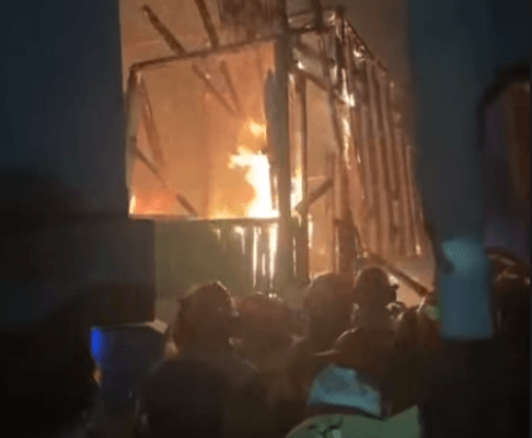 Bedeng Tiga Pintu di Kuto Batu Ludes Terbakar Saat Warga Terlelap, Penghuni Berhasil Selamat