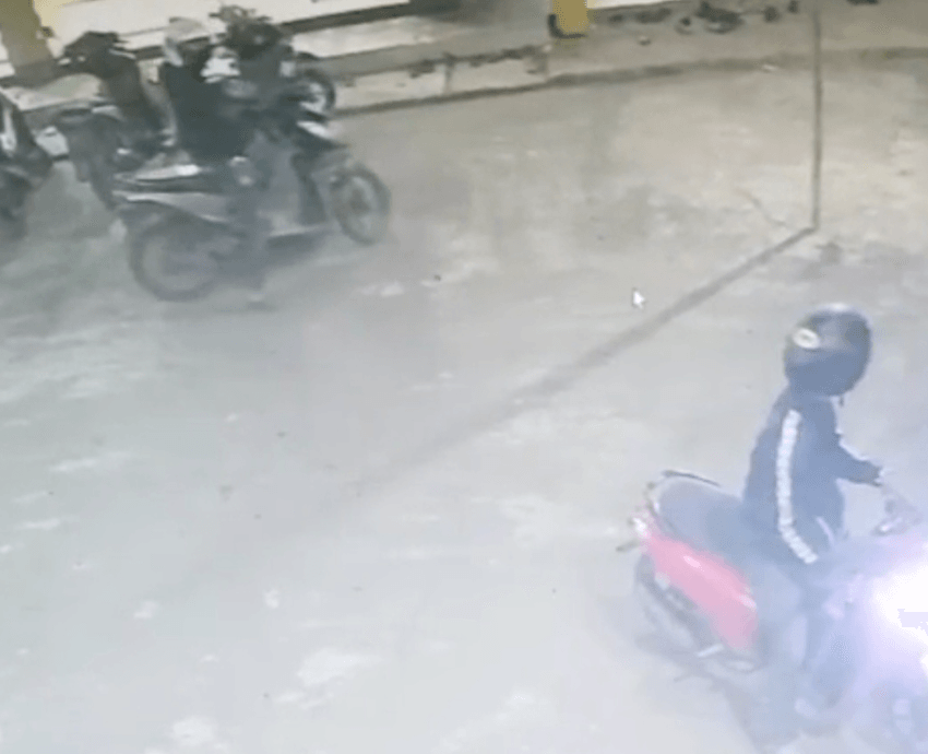 Motor Pelaku Jatuh ke Semak Saat Kabur, Curanmor di Masjid Berakhir Ditangkap Warga