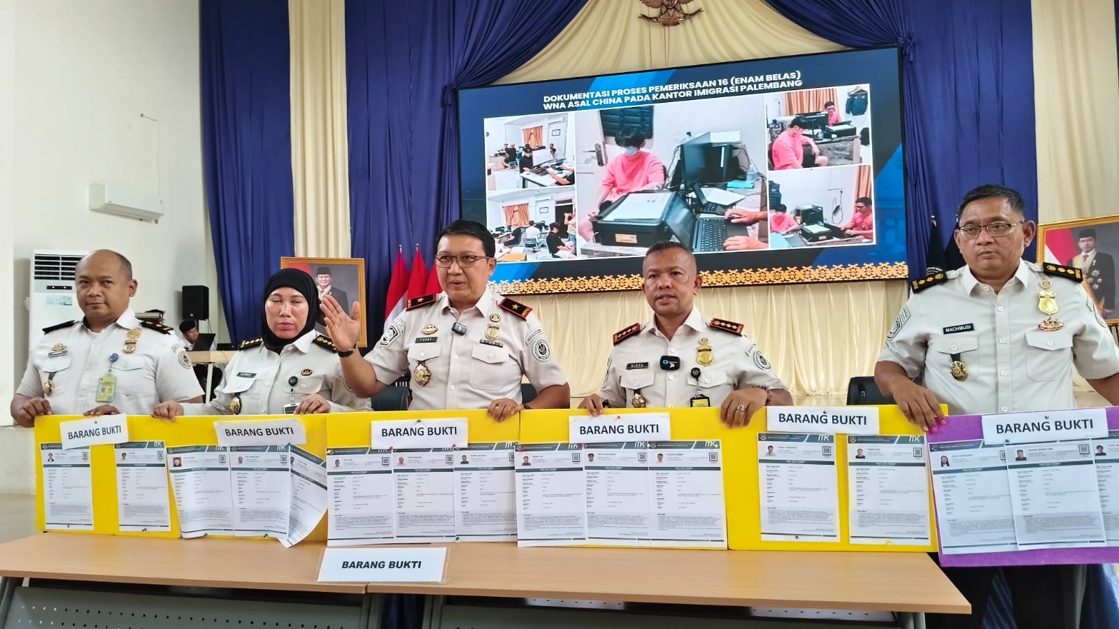 Ngaku Investor Garmen, 16 WNA China Dideportasi dari Palembang