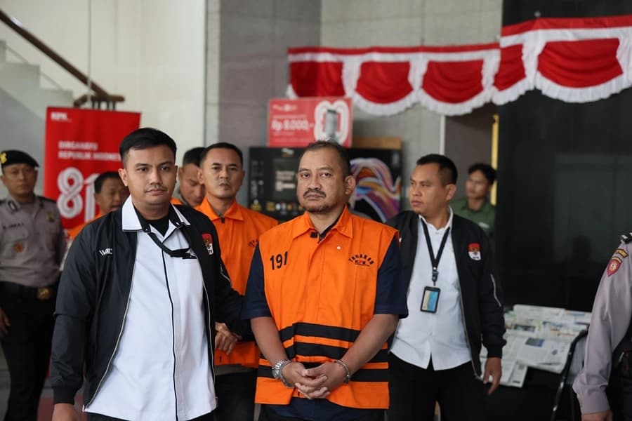 Bupati Pemalang Resmi Ditahan KPK, Bantah Terlibat Jual Beli Jabatan
