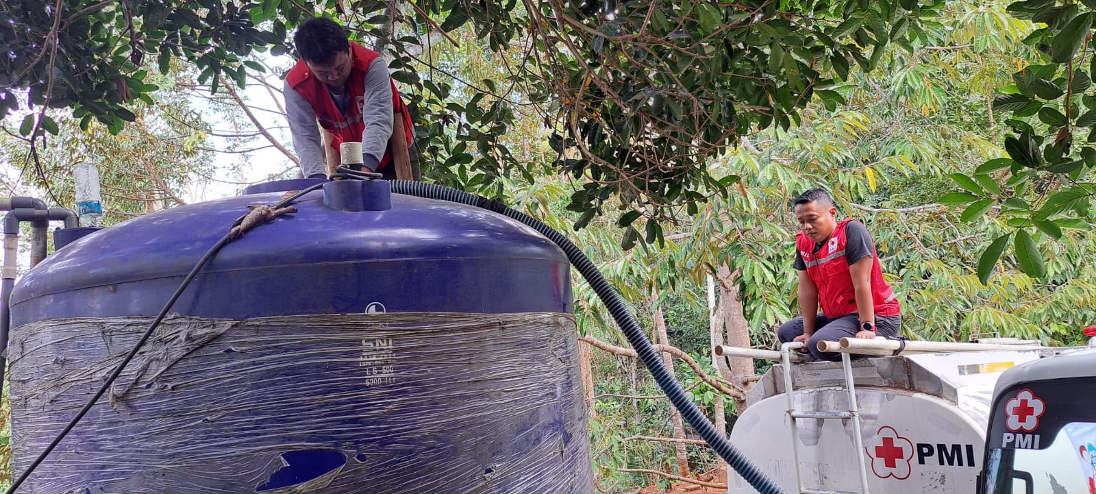 Sumur Mengering, Warga Pagar Alam Berburu Air hingga ke Desa Tetangga