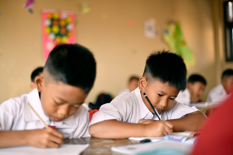Sekolah di Palembang Tetap Masuk 30 Maret, Wacana WFH untuk Siswa Masih Dikaji