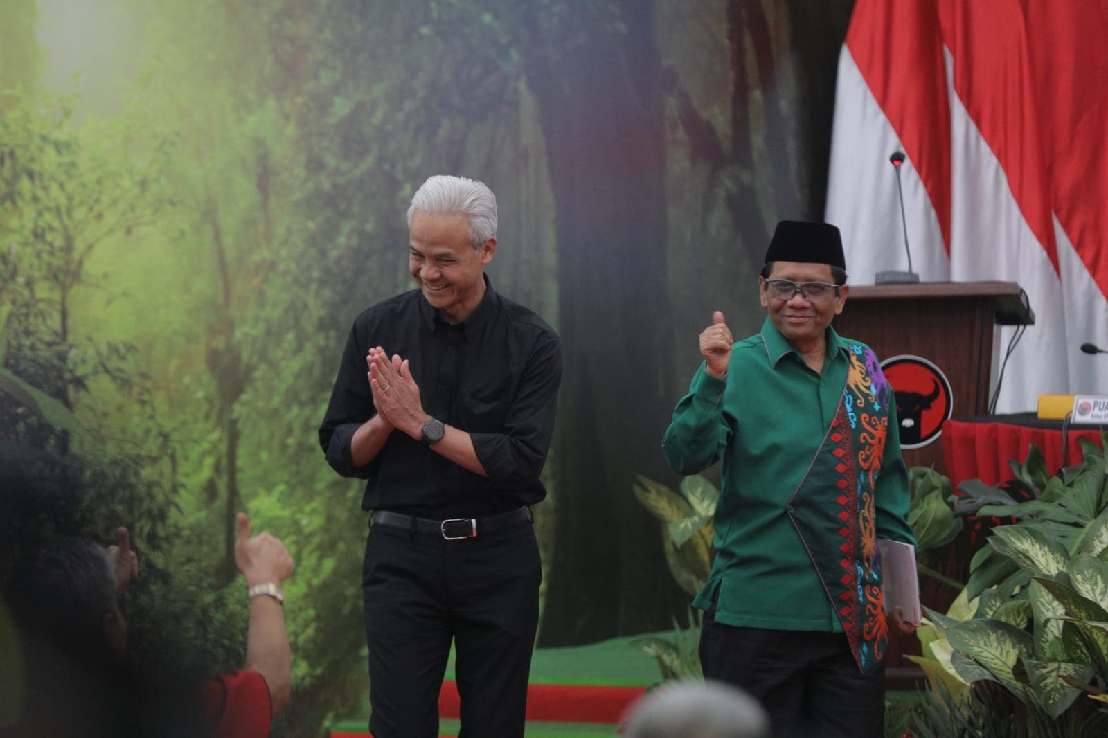 Presiden Jokowi Setujui Permohonan Cuti Mahfud MD Untuk Kampanye