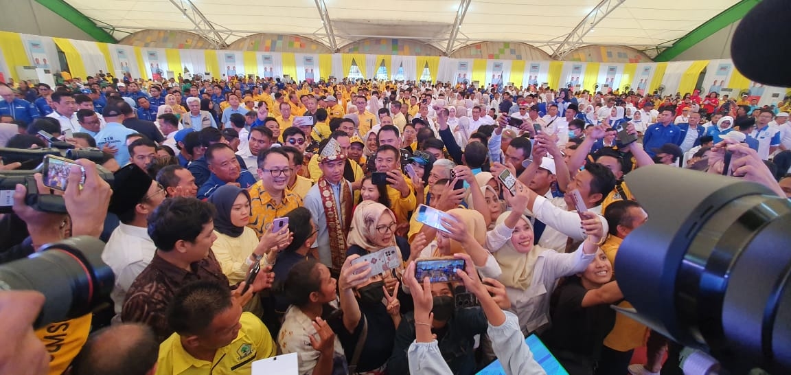 Difitnah dan Diserang, Gibran: Diamkan Saja Ga Usah Ditanggapain