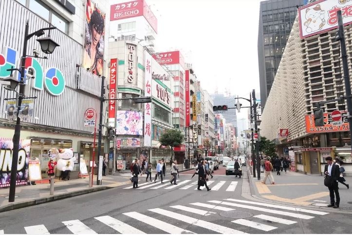 Lima Lokasi Anime Terkenal yang Wajib Kalian Kunjungi Saat ke Jepang