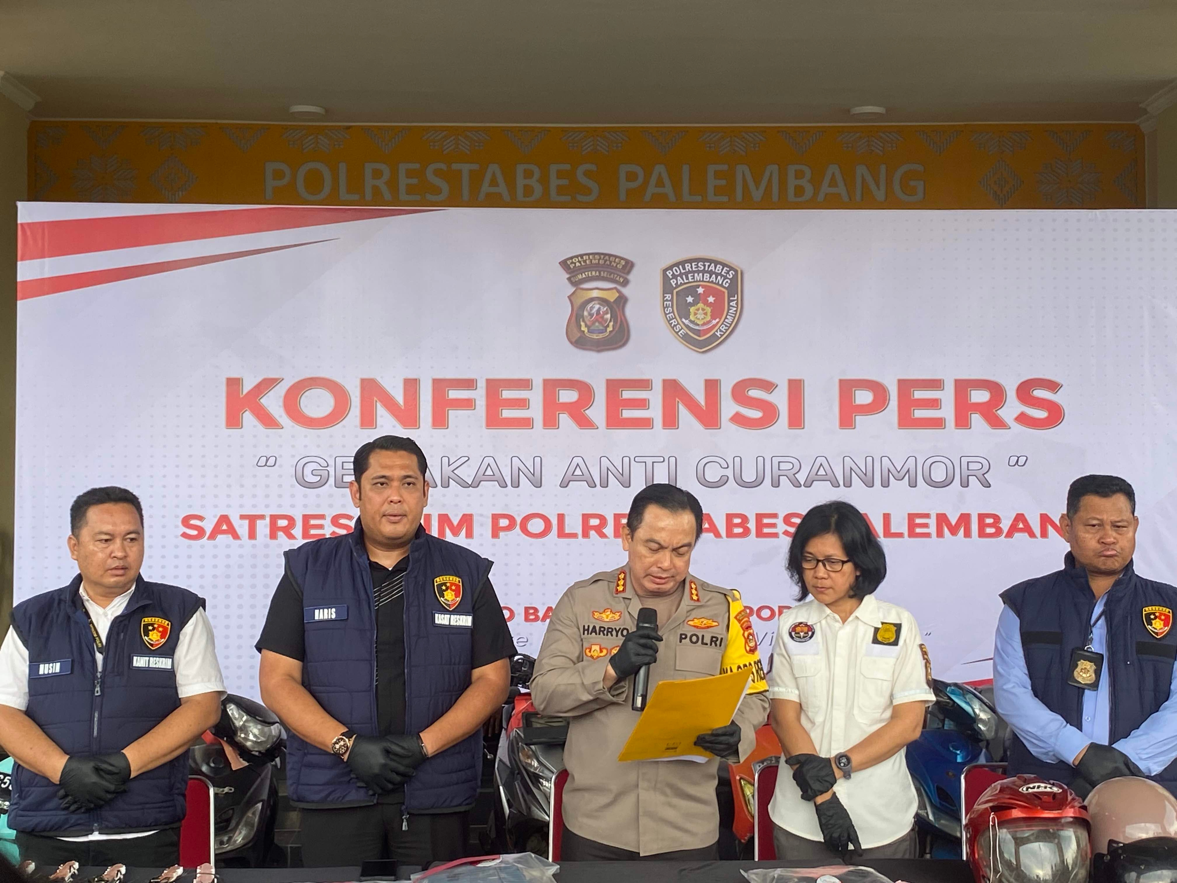 Heboh di Medsos! Oknum Polisi Diduga Ancam Pria Pakai Sajam, Kapolrestabes Palembang Beberkan Fakta Ini