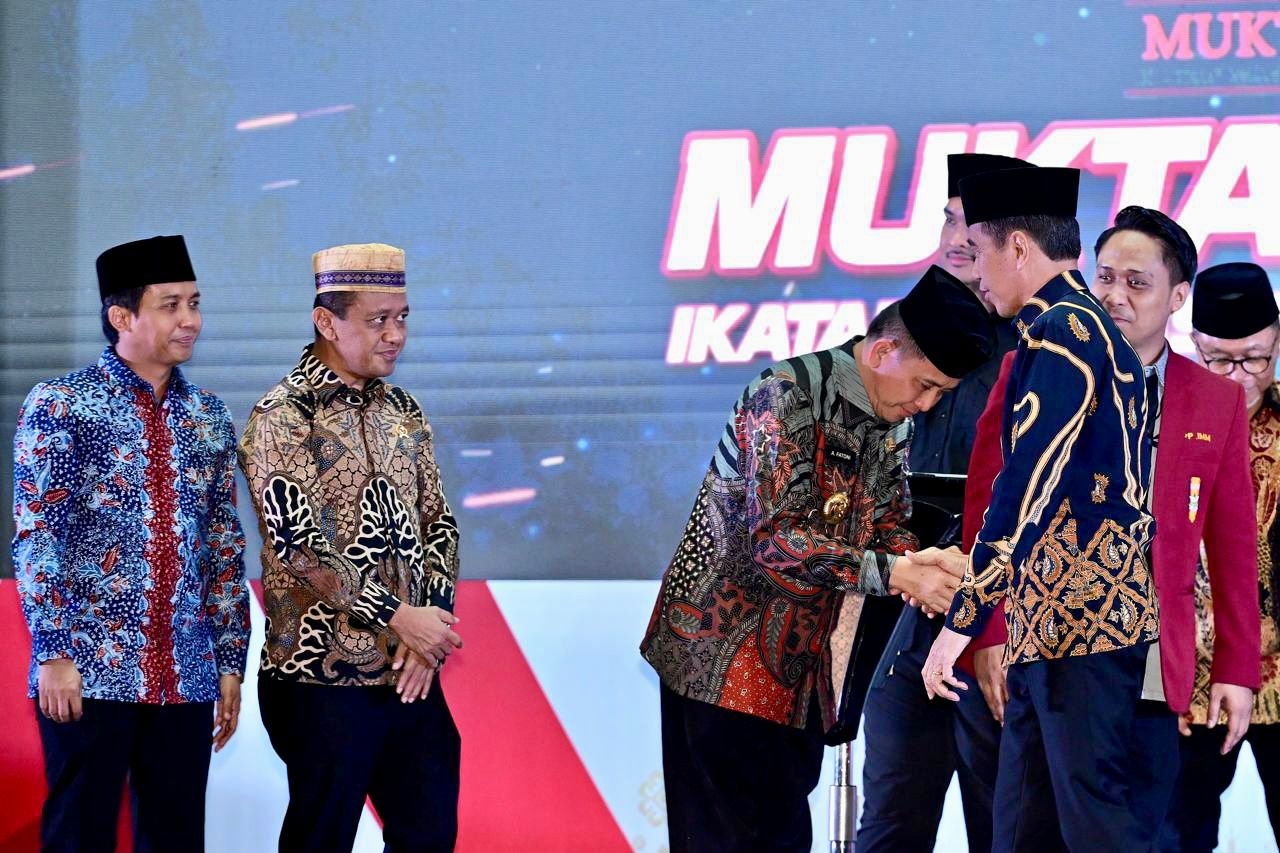 Pj Gubernur Sumsel Ikut Dampinggi Presiden Jokowi Buka Muktamar Ikatan Mahasiswa Muhammadiyah di Palembang