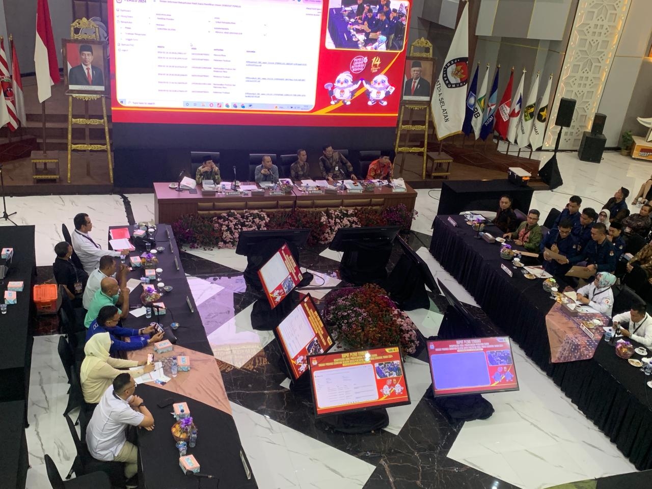 Bawaslu Sumsel Temukan Data Pemilih Tak Sinkron di Pleno Rekapitulasi Suara Tingkat Provinsi