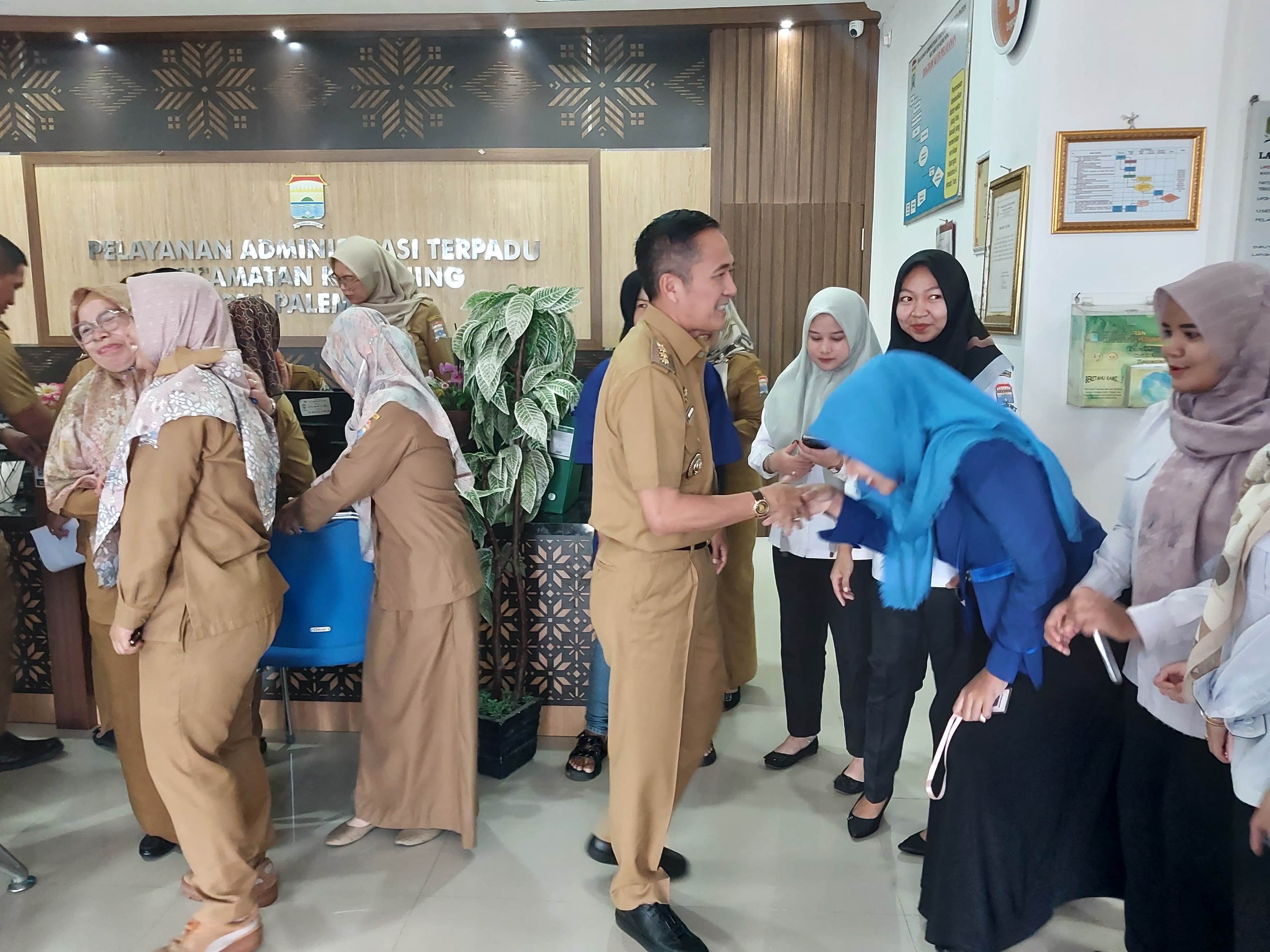 Hampir 99 Persen Masuk Kerja, Pj Wali Kota Palembang Puji Kedisiplinan Pegawai Pasca Libur Lebaran