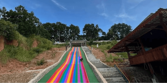 Rainbow Slide: Salah Satu Wisata di Lampung yang Wajib Dikunjungi Bersama Keluarga