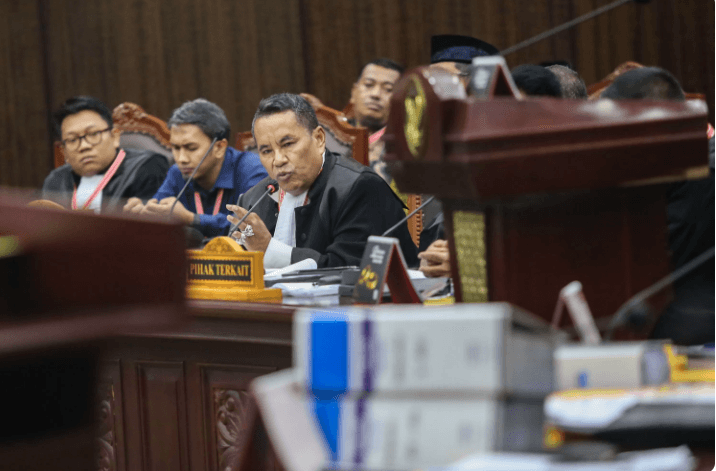 Hotman Paris Sudah Prediksi Ada Hakim Dissenting Opinion di Kasus Prabowo-Gibran!