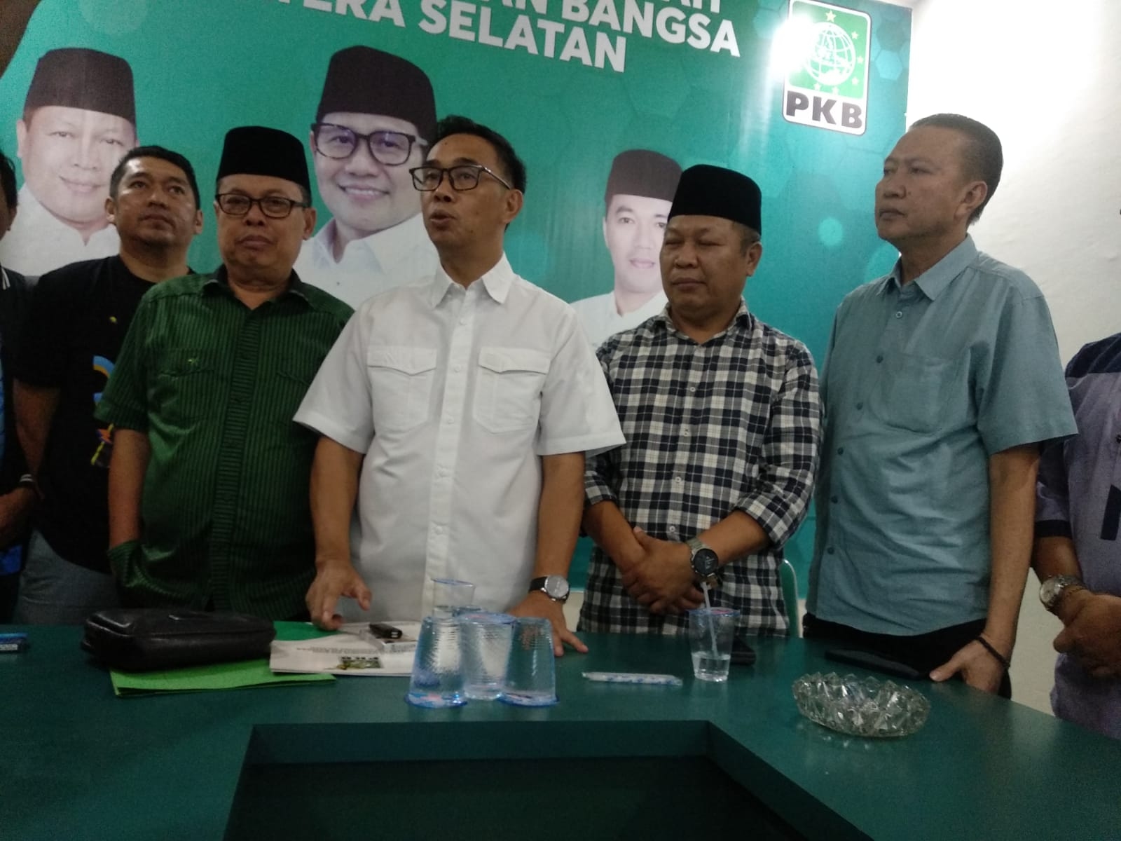 Herman Deru Ambil Formulir Pendaftaran Bakal Calon Gubernur Sumsel di Sekretariat DPW PKB