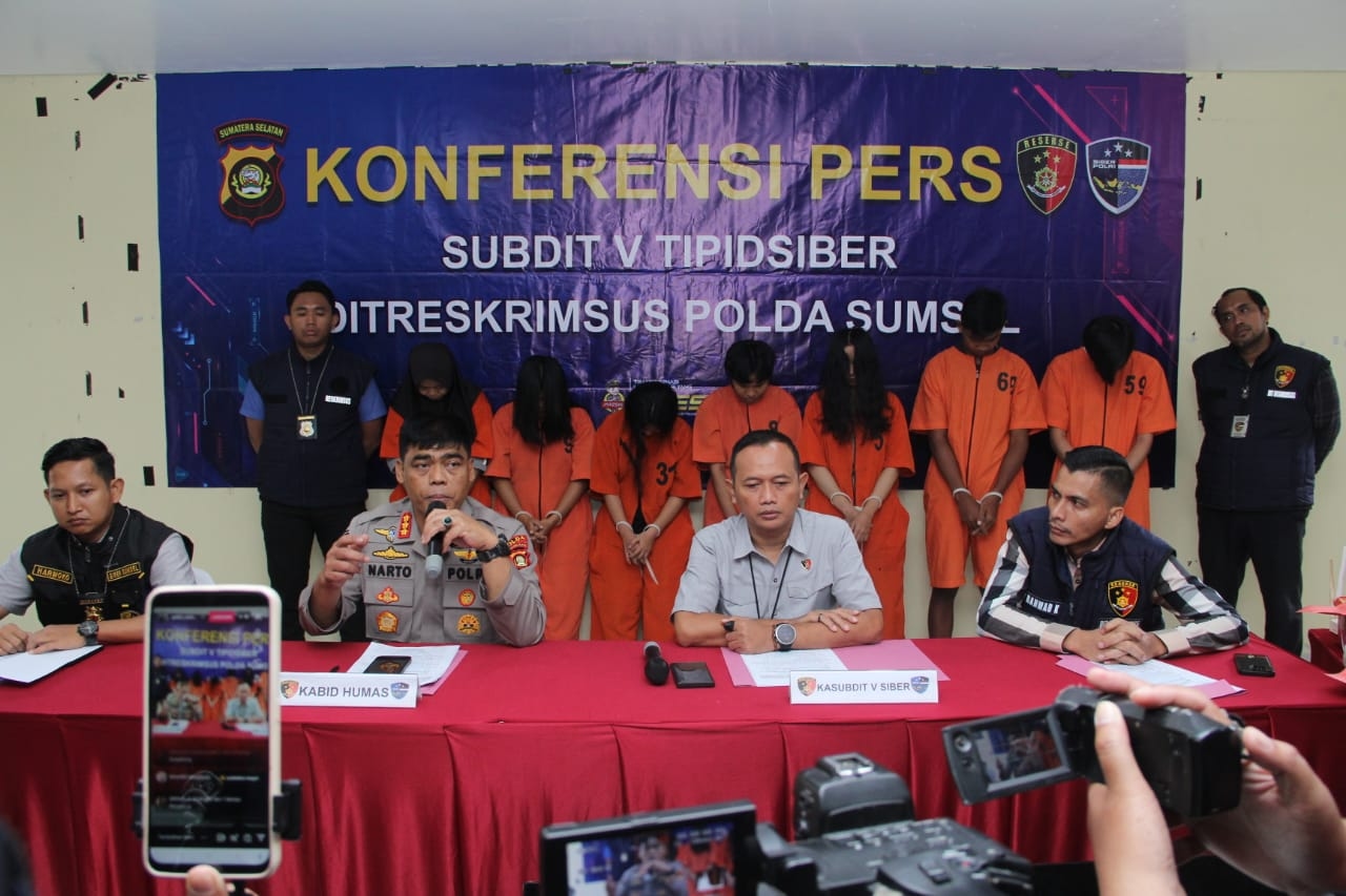Jajaran Polda Sumsel Bongkar Sindikat Game Ilegal di Kota Palembang