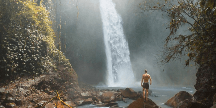 Mau Liburan ke Bali? Ini 5 Rekomendasi Wisata Alam Spektakuler di Nusa Penida yang Wajib Anda Kunjungi