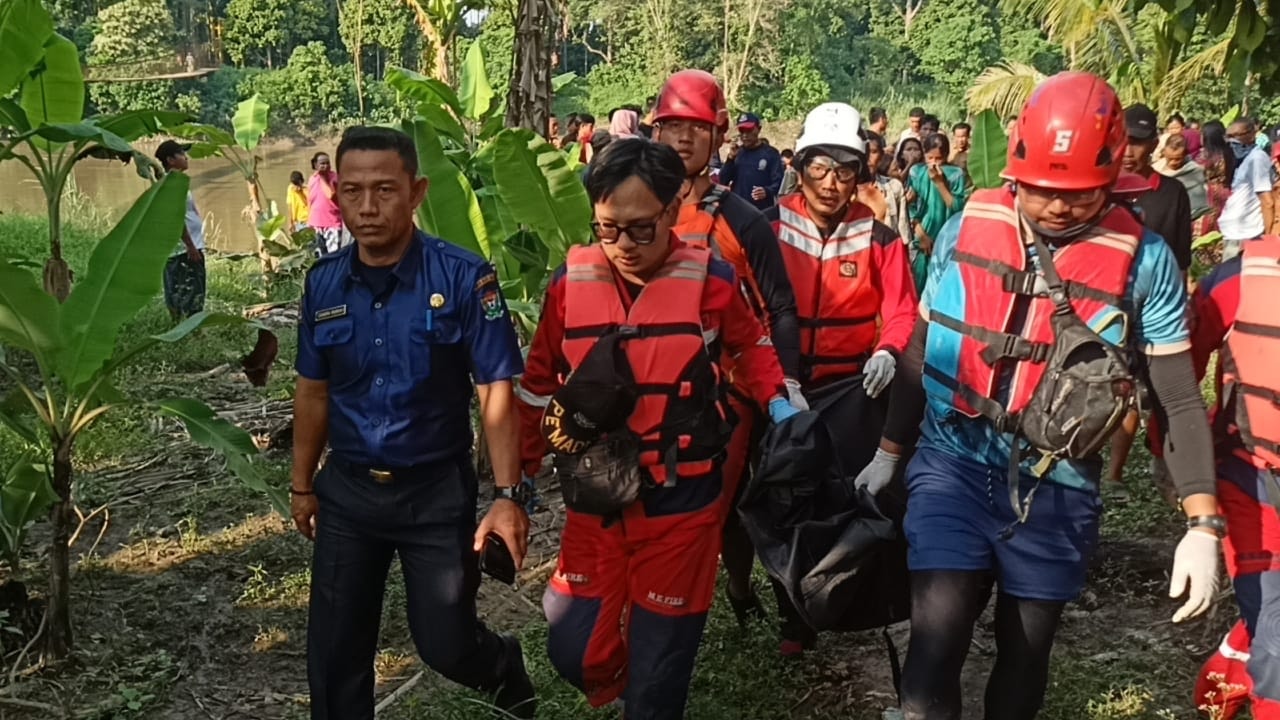 Kirana Bocah Permpuan yang Tenggelam di Sungai Enim Sumsel Berhasil Ditemukan Tim SAR Gabungan