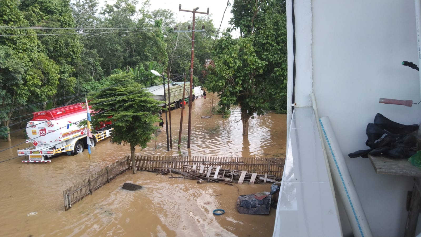 Sungai Ogan Meluap! Jadi Banjir Terparah dalam 8 Tahun Terjang OKU Sumsel