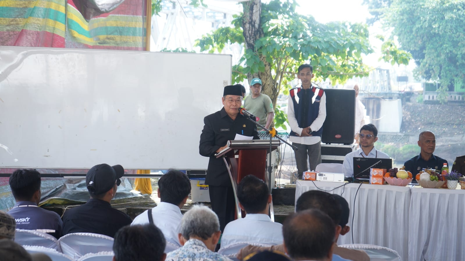 Pembangunan Talud Sungai Enim, Pedagang Mambo Akan Direlokasi!