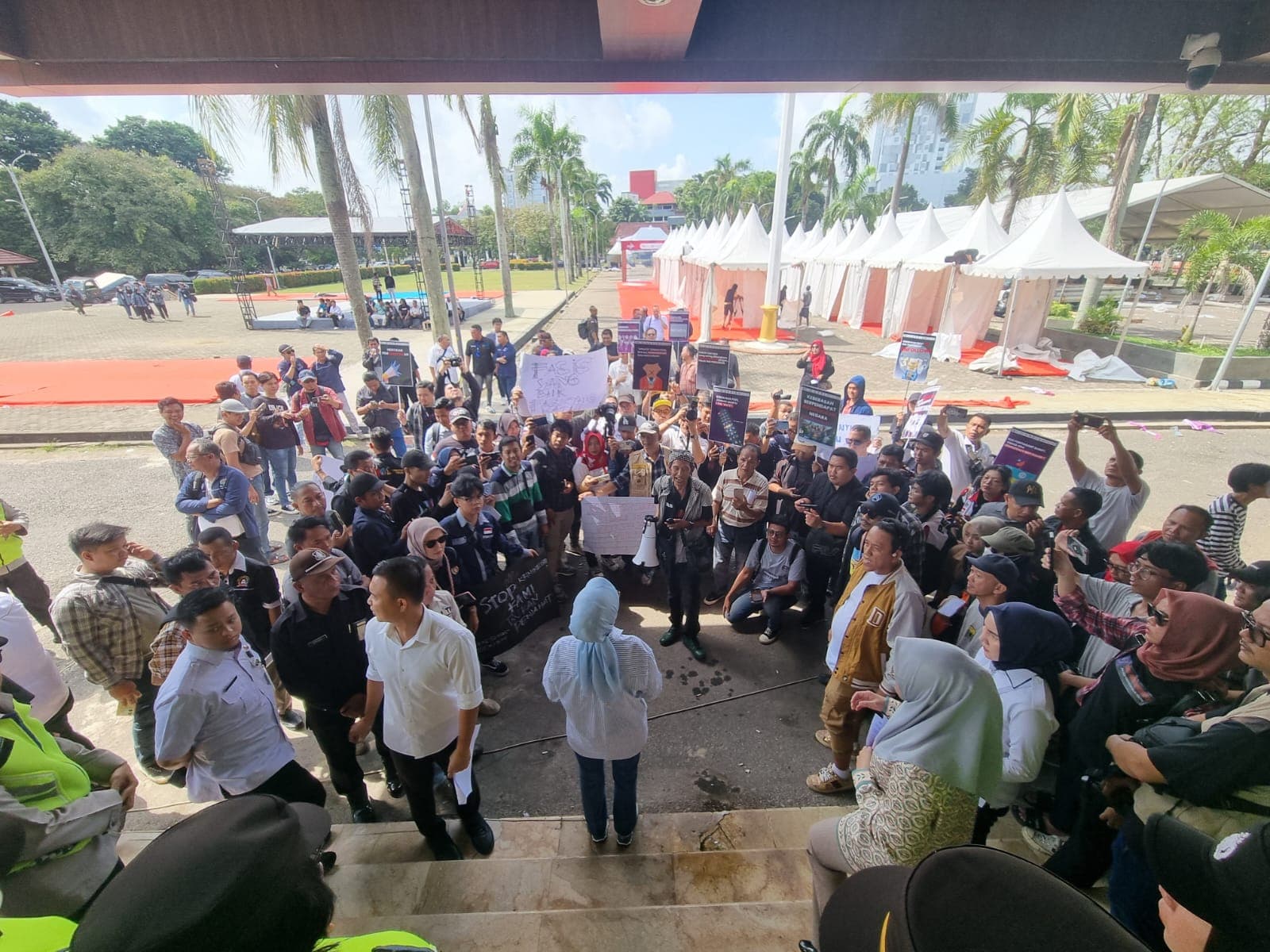 Aksi Solidaritas Koalisi Pers Sumsel Tolak Revisi UU Penyiaran, Soroti Ancaman Terhadap Kebebasan Pers