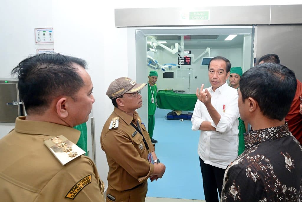 Meski Puas dengan Fasilitas Lainnya, Presiden Jokowi Soroti Infrastruktur Listrik di RSUD Rupit Sumsel