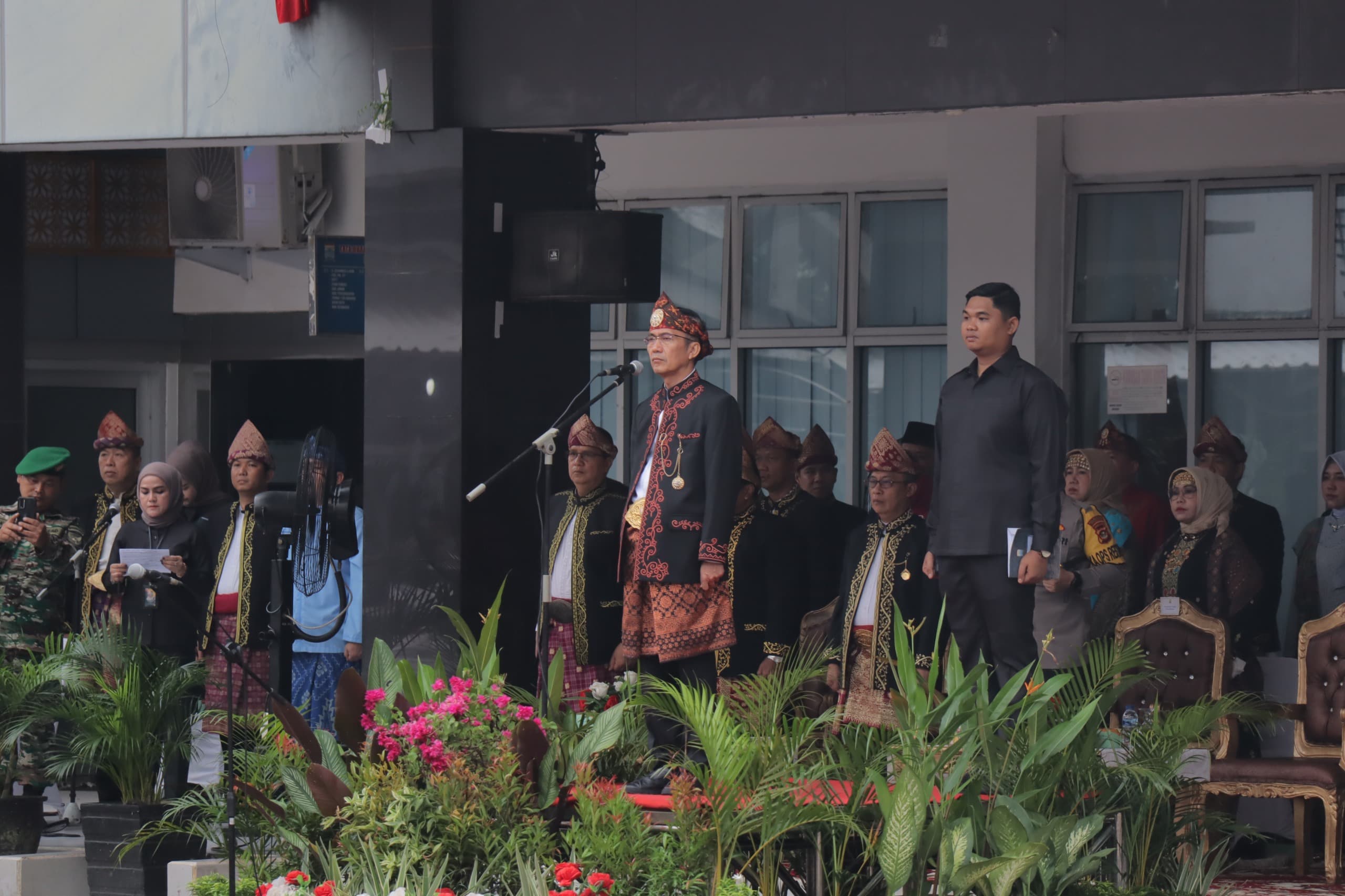 Ratu Dewa Mantapkan Langkah Menuju Pilwako 2024, Tinggalkan Jabatan ASN